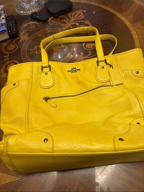 Coach Bright Yellow Pebbled Leather Tote with Front Zip. In excellent condition